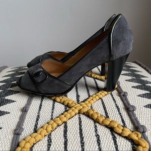 Söfft Shoes Women’s Gray Suede Peep Toe dress pumps, 8M